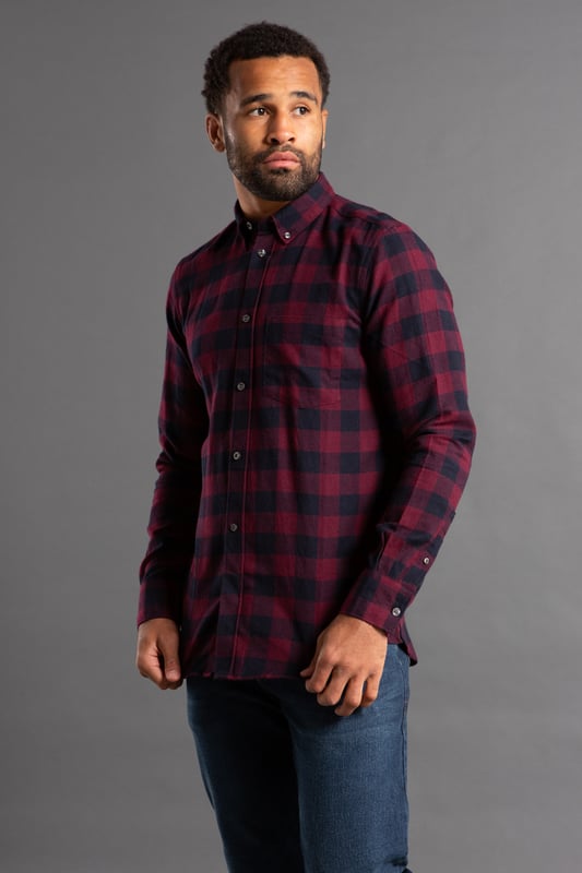 This long sleeve, gingham flannel shirt from French Connection is a go-to. Features large gingham checks, French Connection branding tab, chest pocket, button-down collar, and button cuffs. Made from cotton fabric to ensure high quality and comfortable wear. This shirt looks great buttoned up or open with a t-shirt underneath.