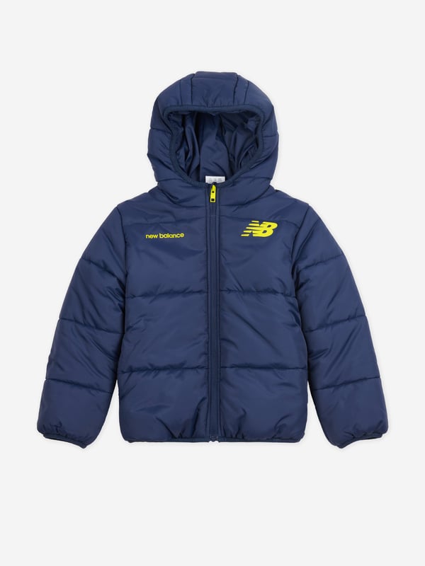 Introducing the exquisite Baby Boys Bond Quilted Graphic Jacket in Navy by New Balance, tailored specifically for AW2024. A fusion of luxury and practicality, this jacket provides unmatched warmth and style Quilted Comfort Ultra-soft padding ensures your child stays warm without bulk. Signature Graphic Unique, eye-catching design that celebrates youthful exuberance. Durable Navy Blue Fabric Perfect for active days and versatile enough for any occasion. High-Quality Zipper Smooth and easy to fasten, tailored for little hands.Elevate your youngster's fashion this season with this stylish staple.