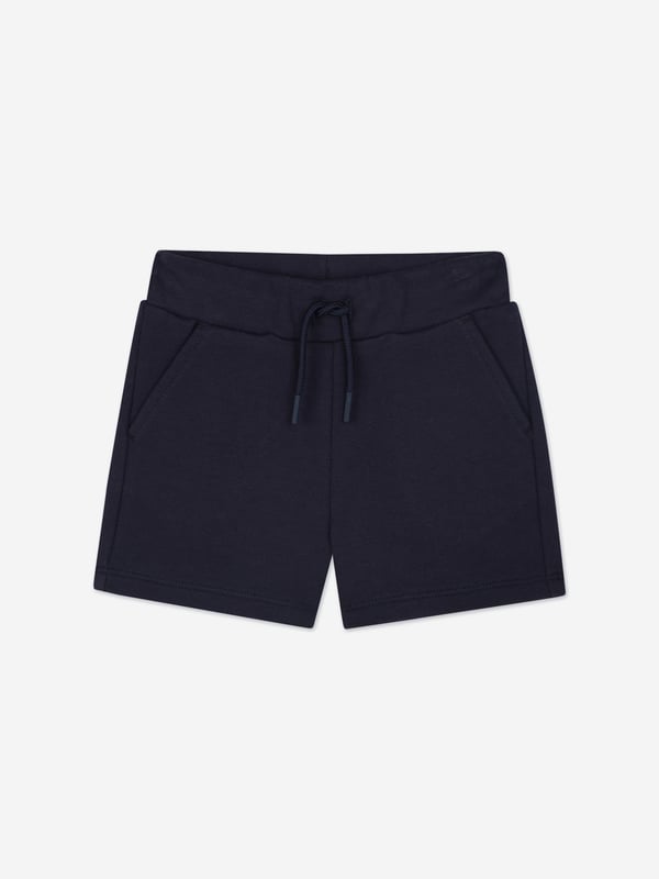 Introducing the sublime Kenzo Baby Boys Logo Bermuda Shorts in Navy, a quintessential addition to your youngster's SS2025 wardrobe. Expertly tailored for both style and comfort, these shorts captivate with their distinctive features Iconic Kenzo Logo Embellished with the revered Kenzo logo for an upscale appeal. Premium Navy Hue A deep blue shade that offers versatility and timeless elegance. Luxurious Comfort Crafted from superior materials to ensure softness and ease for all-day wear.Elevate your little one's style with these chic Bermuda shorts by Kenzo. Perfect for both leisure and play, these are undeniably an investment in fashion and quality.