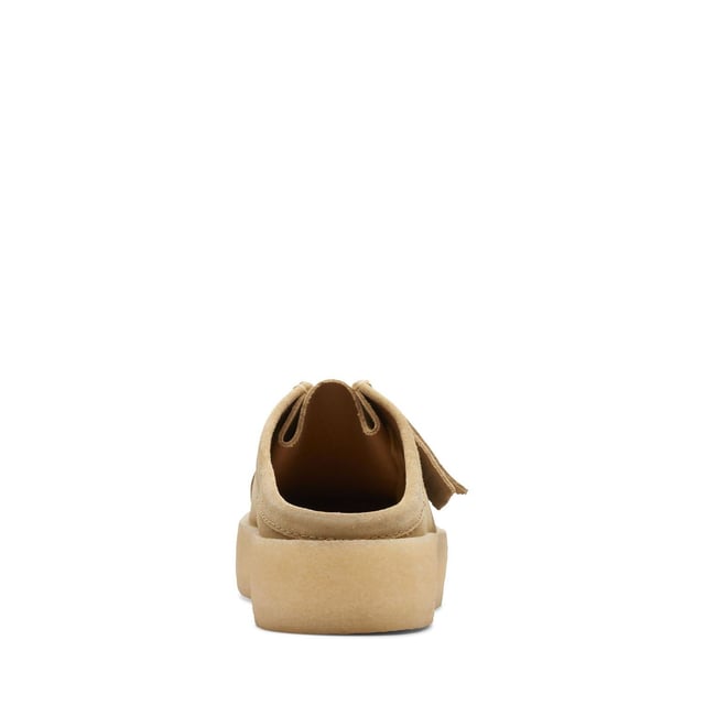 Marke: Clarks. Obermaterial: Kordel, Weich, Wildleder. Mittelsohle: EVA (Ethyl-Vinylacetat), Leicht. Laufsohle: Krepp, Cupsohle, Naturkautschuk. Absatz: Flach. niedrig geschnitten. Design: Logo, gerippt. Zehenstil: Quadratisch. Zum Anschlüpfen.