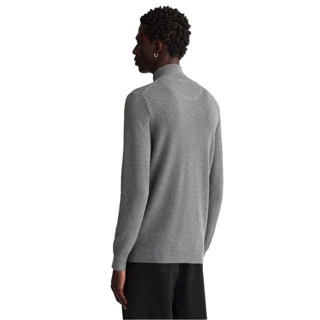 Gant - Strickjacke Mit Reißverschluss für Herren (Grau) 100% Baumwolle. Gewebe: Jerseyware, Piqué. Design: Gesticktes Logo, Unifarben. Saum: Anliegend, gerippt. Bündchen: Anliegend, gerippt. Hoch geschnitten. Langärmlig. Strukturiert. Passform: Regulär. Durchgehender Reißverschluss. S: 95,25 cm. M: 100 cm. L: 108 cm. XXL: 118,11 cm.