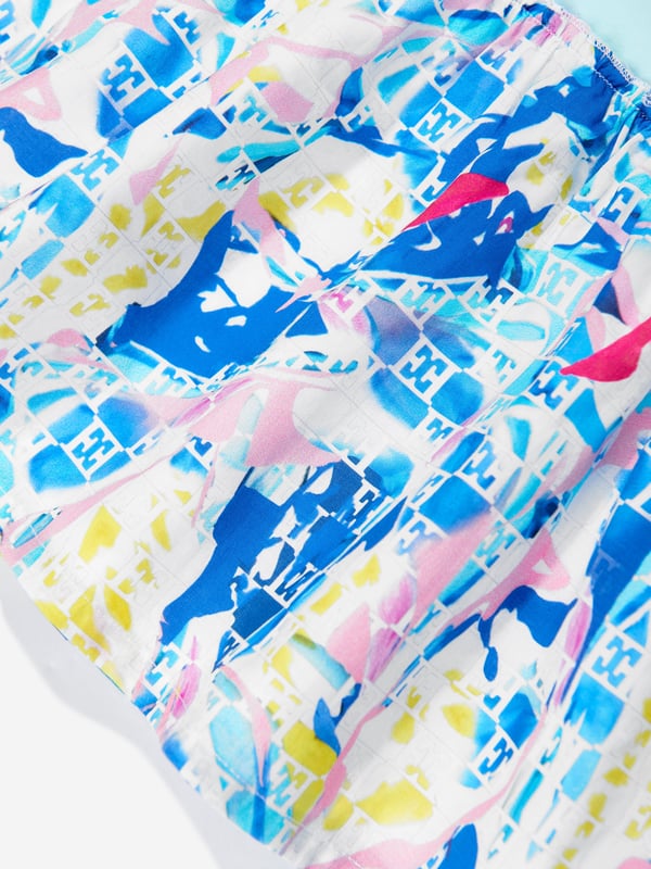 Escada incorporate high standards of elegance and unbeatable glamour into their aesthetics. This girls quiet tide dress is engineered with an intense, multicoloured, geometric blue print reminiscent of the sea. It sports a cotton jersey base and striking brand motif. Round Neck Short Sleeves 95 Cotton, 5 Elastane