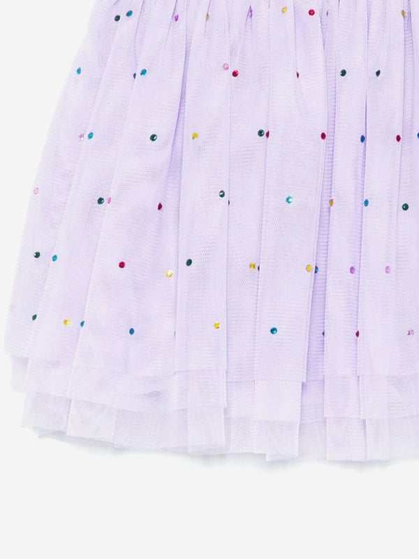 Introducing the exquisite Girls Diamante Tulle Skirt in Purple by Stella McCartney, a splendid addition to your little girl's SS2025 wardrobe. Crafted with elegance sophistication, this skirt radiates charm grace. Enchanting Tulle Fabric The airy tulle adds a fairy-tale touch, perfect for any special occasion. Dazzling Diamante Details Embellished with sparkling diamantes to catch the light beautifully. Lavishing Purple Hue A rich, deep purple that complements any outfit with royal flair.Revamp her collection with this stunning piece from Stella McCartney! Order now let her shine!