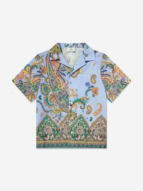 Introducing the Etro Boys Paisley Print Shirt in Blue, an essential addition to your young gentleman's SS2025 wardrobe. Skillfully crafted, this shirt offers a blend of elegance and youthful charm. Key features include Exquisite Paisley Design A signature pattern that showcases both classic sophistication and playful allure. Luxurious Comfort Constructed from superior fabric for softness and ease, ensuring all-day comfort. Versatile Styling Perfect for any occasion, from family gatherings to educational outings.Bring a touch of Italian grandeur to your boy's collection with this striking blue paisley shirt. Available nowelevate his style effortlessly!