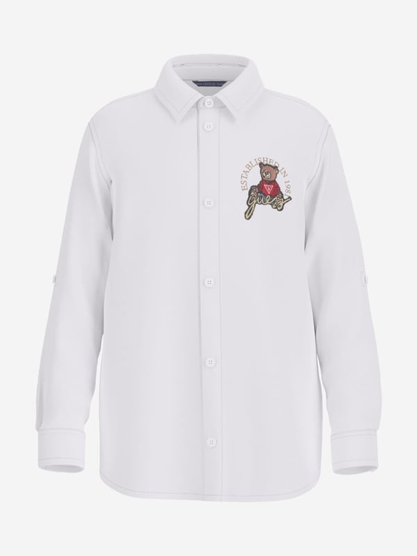 Introducing the luxurious Boys Bear Oxford Shirt in White from Guess, crafted with the finest attention to detail for SS2025. Perfect for adding a touch of class to your young gentleman's wardrobe Pristine White Oxford Elegant white colour, embodying timeless sophistication. Premium Cotton Fabric Offers breathability and comfort ideal for youthful exuberance. Classic Bear Motif Charming and playful, adding a unique designer touch.Elevate your boy's style with the Guess Boys Bear Oxford Shirt, destined to impress at any occasion!