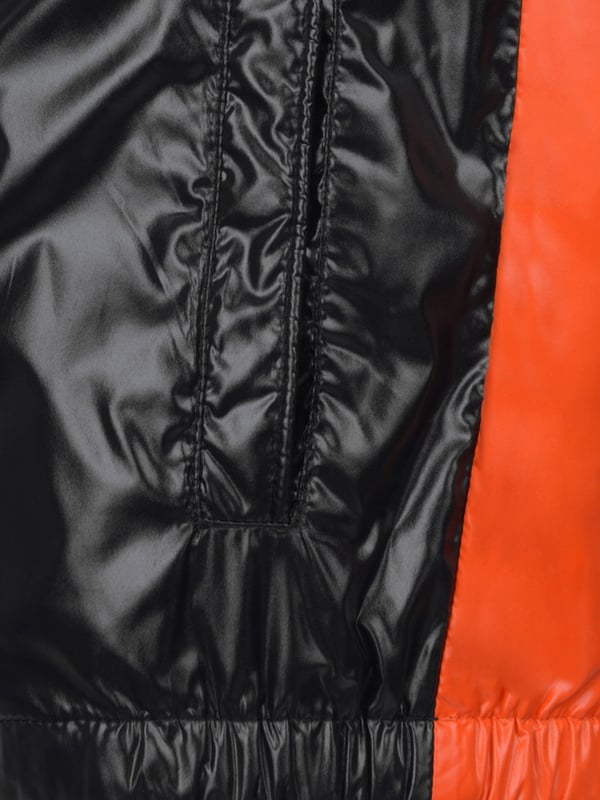 Unveiling the Black Hexagon Jacket from Moncler, a striking addition to every Unisex wardrobe. Marrying fashion with functionality, perfect for every occasion. Here's why it steals the show Sophisticated Design The black hexagonal pattern enhances the jacket's aesthetic appeal making it a showstopper. Luxury Feel Crafted from premium materials, this jacket ensures exceptional comfort and durability, delivering an exquisite experience. Elevate your Unisex closet! with this luxurious Black Hexagon Jacket from Moncler. Make the smart choice, order now and step-out in chic elegance!