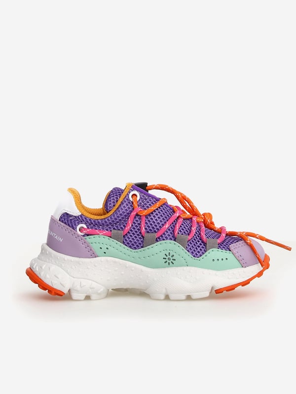 Flower Mountain combine vibrant imagery with beautiful, eco-friendly properties. These Raikiri trainers in multicolour are engineered from fabulous high quality, perfect for fashion-conscious youngsters. NOTE Fit is Half a Size Up Refer to EU Size. Perforations and Shapes Lace-Up Closure 100 Polyester