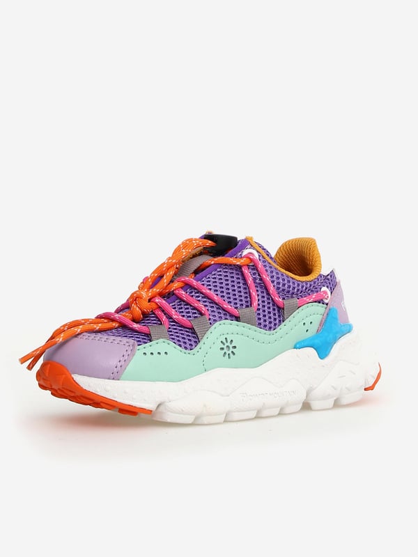 Flower Mountain combine vibrant imagery with beautiful, eco-friendly properties. These Raikiri trainers in multicolour are engineered from fabulous high quality, perfect for fashion-conscious youngsters. NOTE Fit is Half a Size Up Refer to EU Size. Perforations and Shapes Lace-Up Closure 100 Polyester