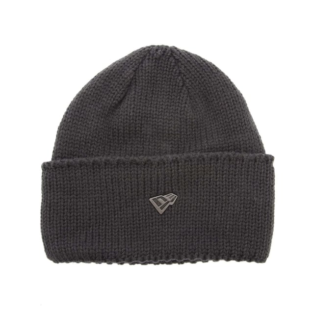 New Era Brede muts (Grijs) 70% Acryl, 30% Merinoswol. Ontwerp: Geborduurd, Logo. Omgekeerd gebreide manchet, omgeslagen manchet, brede manchet.