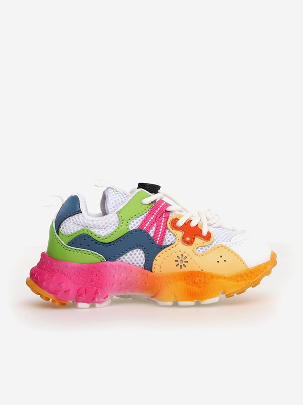 Kids Yamano 3 Trainers in Multicolour Flower Mountain combine vibrant imagery with beautiful, eco-friendly properties. These Yamano 3 trainers in multicolour are engineered in the finest high quality. NOTE Fit is Half a Size Up Refer to EU Size. Eclectic Design Nylon Upper Laces Rubber Sole Multi Panelled Uppers 100 Polyester