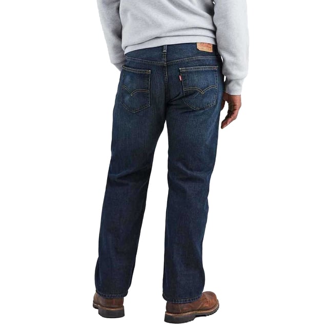 100% Baumwolle. Gewebe: Denim, Stretch. Design: Logo, Patch. Taschenart: Zwei Seitentaschen, Eine Münzentasche, 2 Taschen hinten. Knopfverschluss, Hosenschlitz mit Reißverschluss. Gürtelschlaufen, Marken Aufnäher, Gerades Bein. Denim-Waschung: Dunkle Waschung.
