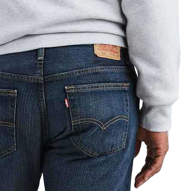 100% Baumwolle. Gewebe: Denim, Stretch. Design: Logo, Patch. Taschenart: Zwei Seitentaschen, Eine Münzentasche, 2 Taschen hinten. Knopfverschluss, Hosenschlitz mit Reißverschluss. Gürtelschlaufen, Marken Aufnäher, Gerades Bein. Denim-Waschung: Dunkle Waschung.