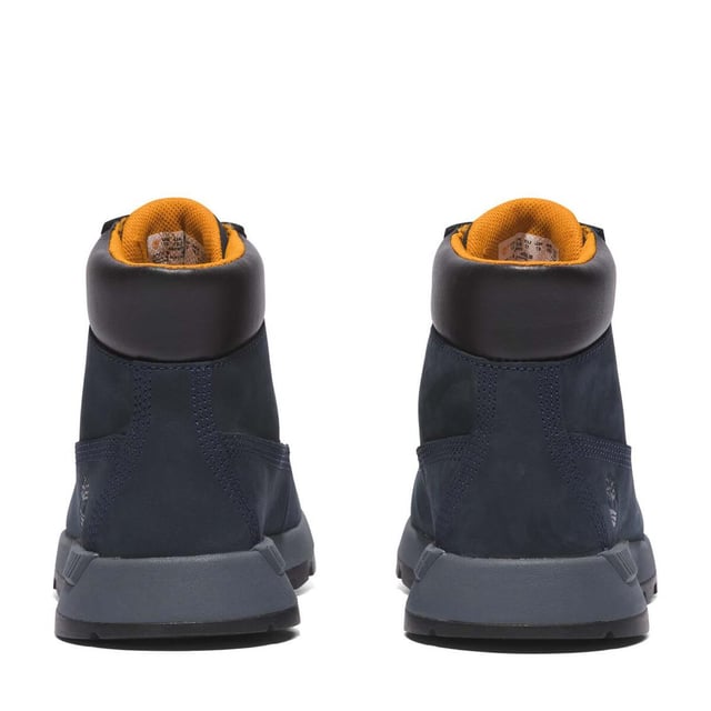 Timberland Kinder/Kinder Killington Leren Mid Cut Trekkingschoenen (Marine) Bovenkant: Leder. Voering: ReBOTL, gerecycled PET plastic. Binnenzool: Ortholite. Tussenzool: voorgevormd EVA. Buitenzool: Rubber. 6 Oogjes. Stof Technologie: ReBOTL. Gewatteerde Kraag, Gewatteerde Tong, Trekkoordje. Vlakke. Snijding: Mid Cut. Ontwerp: Contrasterende details, Logo. Teenstijl: Rond. Bevestiging: Bungee Lacing.