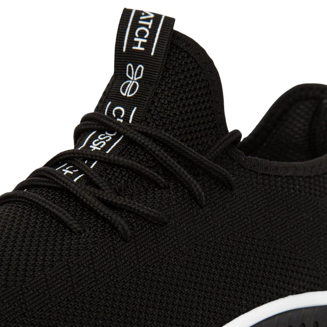 Marke: Crosshatch. Obermaterial: Flyknit, Stoff. Futterstoff: Stoff. Laufsohle: Synthetischer Stoff. Ösen: 4. Gurtband mit Markenlogo, Anziehlasche. Absatz: Flach. niedrig geschnitten. Design: Unifarben. Zehenstil: Rund. Zum Schnüren.