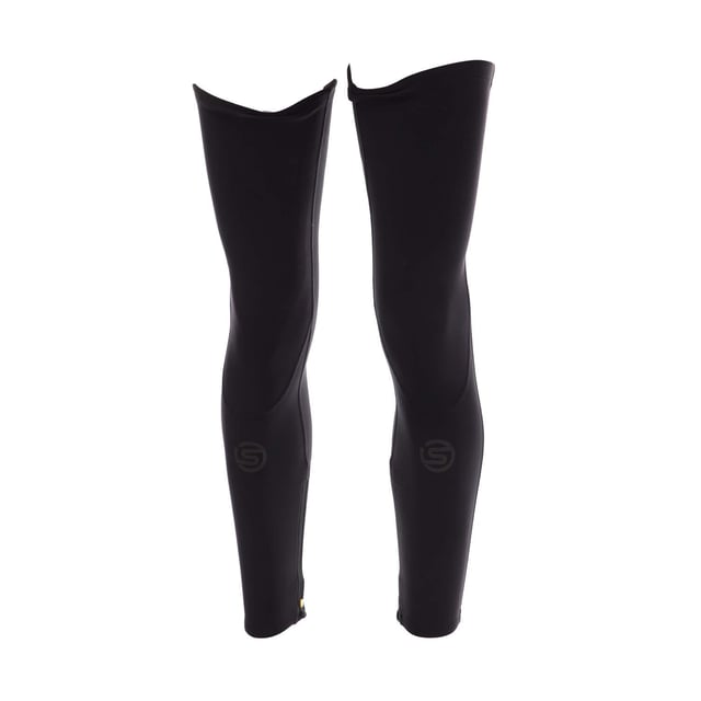 Unisex Skins Cycle Compression Leg Warmers in black.- Ankle zips.- Moisture management.- Thermoregulating.- Reflective logos.- Lightweight.- 75% Nylon  25% Elastane.- Ref: SC90090499001