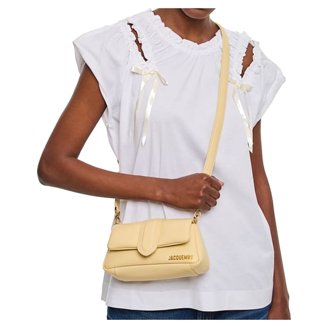 Composition: 100% Lamb Leather  
Lining: Cotton  
Gold-tone hardware
Flap top magnetic closure
Front logo lettering
Padded design
Back patch pocket
Detachable double shoulder straps
Length 20, Height 11, cm Width 8 cm
Single detachable top handle (23 cm) Detachable shoulder strap (50 cm)
Made in  Italy
Gender: WOMEN
Product code: 233BA3353073_120
Barcode: 9990003321805
Code: BAG JQ 2 SD SS25 13754
 Measurments:  width: 80 mm length: 200 mm height: 110 mm strap length: 500 mm handle drop: 230 mm