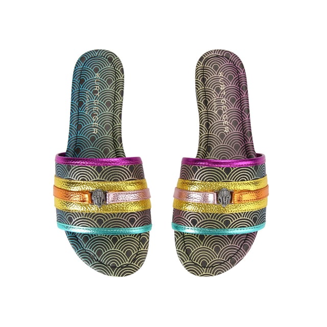This Kurt Geiger Southbank Flat Sandal features a black canvas upper with ombre rainbow print. There is an antiqued silver eagle head on the toe strap.