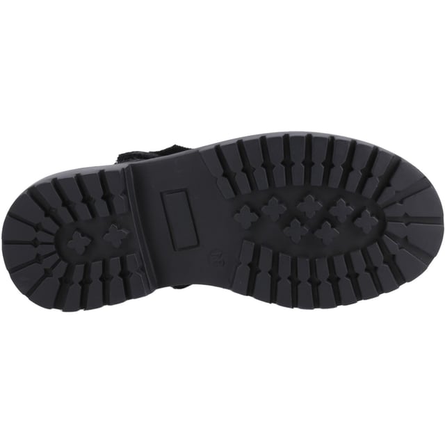 With its quality leather upper, chunky sole and bow detail the Astrid is a super comfy & stylish choice for every day wear