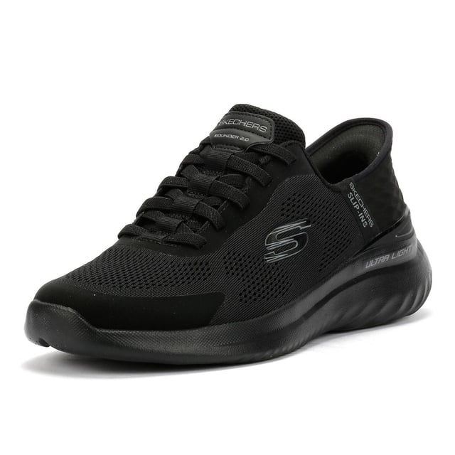 Skechers Bounder 2.0 Emerged Heren Zwarte Sneakers Ervaar moeiteloos, flexibel comfort met de Skechers Hands Free Slip-ins®: Bounder 2.0 - Emerged. Deze lichtgewicht, vegan-vriendelijke sneaker is gebouwd met een ademend, technisch mesh-bovenwerk en stretch-vetersluiting voor eenvoudig, slip-on gemak. Met Skechers' exclusieve Slip-ins® gevormd hielpaneel met Heel Pillow™ technologie voor een veilige, met kussens gevulde pasvorm, en afgewerkt met een Skechers Air-Cooled Memory Foam® binnenzool voor langdurig, de hele dag comfort.