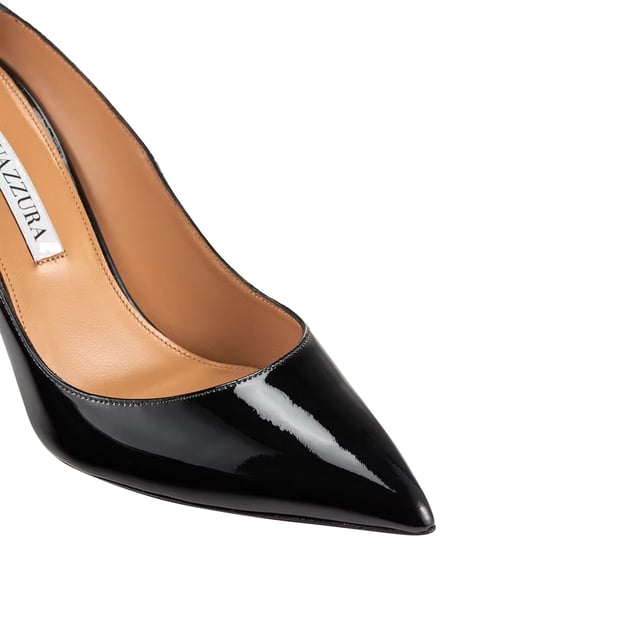 Composition: 100% calf leather  

Inner: Leather
Insole: Leather
Sole: Leather
Pointed toe
Patent effect
Branded insole
Adjustable buckled ankle strap
Heel 8,5 cm
Gender: WOMEN
Product code: LVAMIDP0PAT_NRO
Code: SHO ZU 2 PM SS25 13633
 Measurments:  width: 1 mm length: 1 mm height: 85 mm strap length: 1 mm handle drop: 1 mm