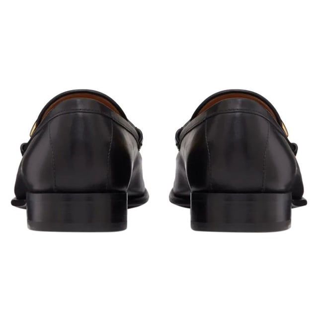 Composition: 100% calf leather  

Inner: Leather
Insole: Leather
Sole: Leather
Heel 2,5 cm
Almond toe
Gold-tone logo hardware
Slip-on design
Made in  Italy
Gender: WOMEN
Product code: 4W2S0IK0MIM_0NO
Code: SHO VQ 2 LF SS24 10611