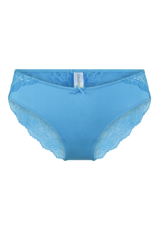 Deze 1400B-3 lace slip is echt een eyecatcher uit de  LingaDore Daily collectie! De slip is gemaakt van confortabel materiaal wat zorgt voor een mooie en aangename pasvorm. De achterzijde van de slip is volledig in kant! De voorzijde is in micro en is afgewerkt met een strikje.