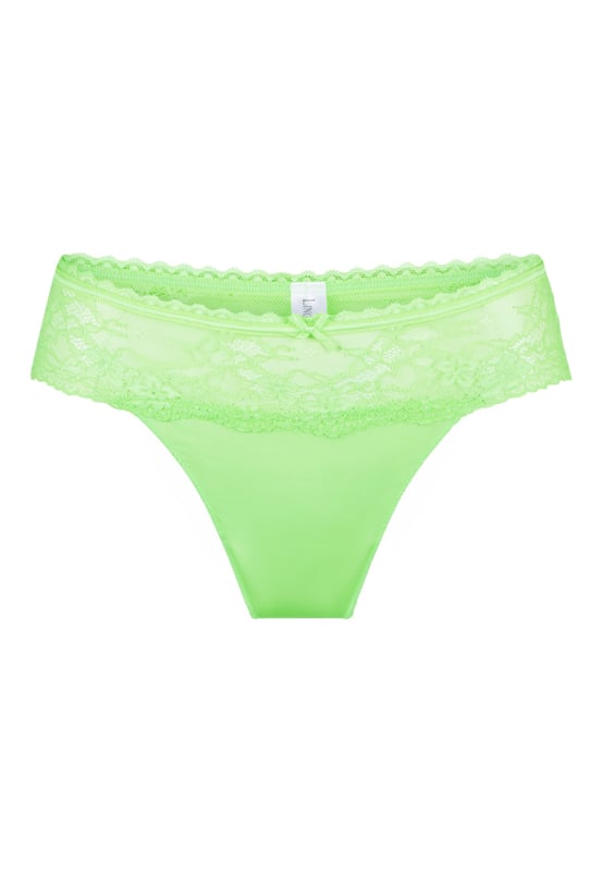 El tanga 1400T es uno de los más vendidos de la colección Daily de LingaDore. Combina este tanga con diferentes sostenes de la serie Daily del mismo nombre para completar tu conjunto de LingaDore. El tanga está hecho de suave encaje combinado con microfibra y tiene una entrepierna de algodón.