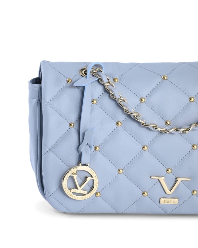 Bolso Bandolera De Piel Acolchada V Italia By Versace 1969 Elegante bolso de mano V Italia en M392 SAUVAGE CELESTE.
Fabricado en Italia con 100% cuero.
Color azul claro.
Medidas 26x17x10 cm.
Perfecto para llevar los elementos esenciales del dia a dia.
Elaborado con la maxima atencion al detalle y la calidad.
Accesorio duradero y versatil para cualquier ocasion.