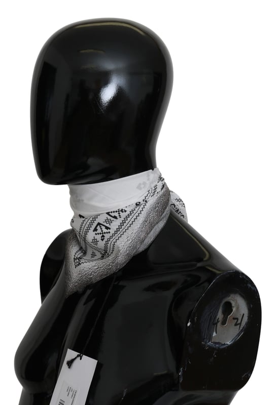 Brand: C&#8217;N&#8217;C COSTUME NATIONAL
  Material: 100% Cotton
  Color: White print
  Logo details
  Made in Italy