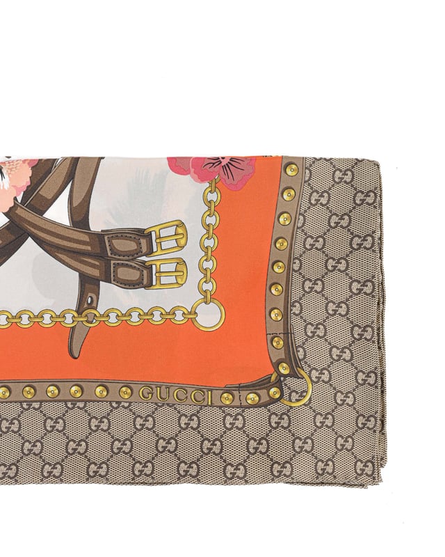 Iconic GG pattern in a multicolor palette
  Made from 100% silk
  Measures 90x90 cm
  Made in Italy
Material: 100% SILK