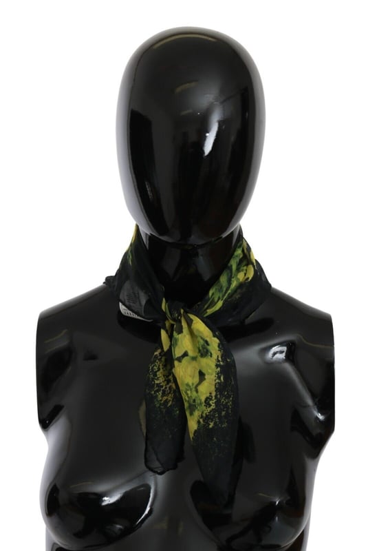 Brand: GF FERRE
  Condition: Brand new with tags
  Gender: Women
  Color: Black yellow
  Material: Silk
  Logo details
  Made in Italy
  Size: 45 cm x 45 cm
