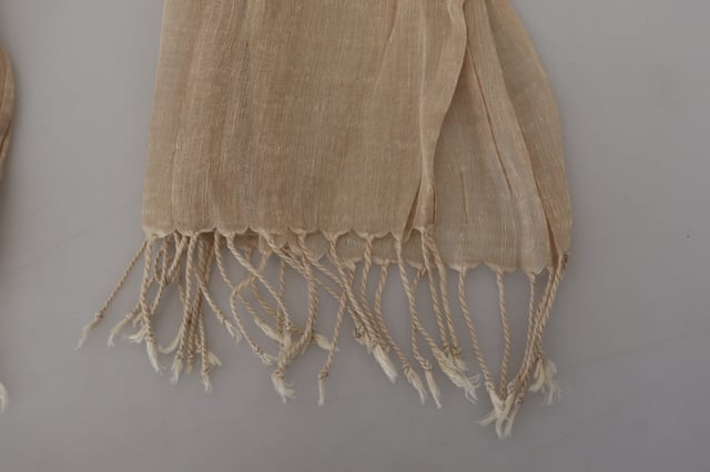 Brand new with tags
  100% Authentic C&#8217;N&#8217;C COSTUME NATIONAL womens scarf
  Fringed edges for added style
  Material: 50% Cotton 50% Linen
  Colour: Beige
  Made in Italy
  Size: 180cm x 55cm
  Logo details
  Versatile and easy to style