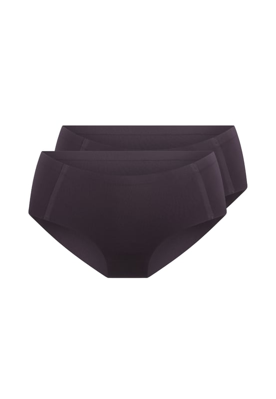 Der 1400SH-1 ist ein neuer Hipster aus der LingaDore Daily Kollektion. Dieser bequeme Hipster ist aus weichem Microfaserstoff gefertigt und hat einen Baumwollzwickel. Der Slip trägt sich wie eine zweite Haut und ist unter der Kleidung unsichtbar. Sie sind im 2er-Pack verpackt und passen zu den Farben der Lingerie-Kollektion.