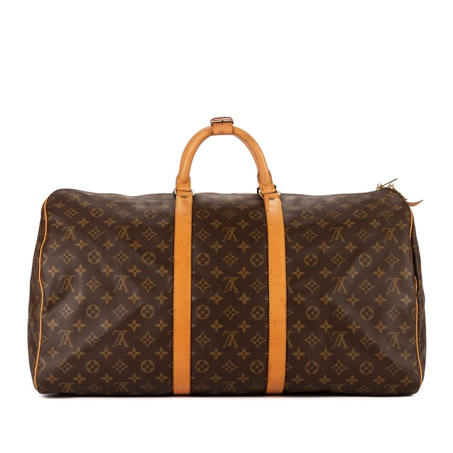 Louis Vuitton Bolsos Keepall 55 Bolsa de viaje en Marrón Lona recubierta y Latón dorado hardware. El producto esta en Perfectas Condiciones (AA).
  Dimensiones: 55x28x25 cm 
  Accesorios incluidos: Luggage Tag; Handle Strap
  Notas de Exterior: Arrugas en la parte inferior de cuero vachetta
Notas de Interior: Mancha blanca clara
Notas de Hardware: Oxidación y decoloración visible
Notas de la correa/asa: Mancha marrón en cuero Vachetta
  BrandCo Paris encuentra artículos raros y en las mejores condiciones a precios increíbles. ¡Vale la pena tener paciencia! Compra con confianza: todos los artículos de BrandCo Paris son seleccionados y autenticados cuidadosamente por nuestro equipo de expertos.
  Todos los artículos vienen con un certificado de autenticidad y un embalaje entregado por BrandCo Paris.
  Tabla de clasificación de la condición del artículo
  N (como nuevo)
  AA (perfecto estado)
  A (excelente estado)
  AB (muy buen estado)
  B (bueno/regular)