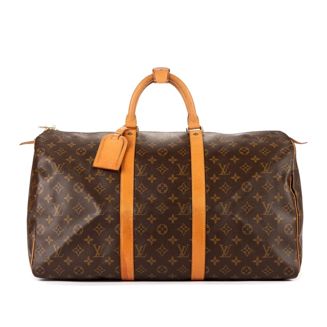 Louis Vuitton Bolsos Keepall 50 Bolsa de viaje en Marrón Lona recubierta y Latón dorado hardware. El producto esta en Excelentes Condiciones (A).
  Dimensiones: 50x26x22 cm 
  Accesorios incluidos: Luggage Tag; Handle Strap
  Notas de Exterior: Arrugas ligeras en cuero Vachetta
Notas de Hardware: Oxidación y decoloración visible
Notas de la correa/asa: Mancha Oscura Clara
  BrandCo Paris encuentra artículos raros y en las mejores condiciones a precios increíbles. ¡Vale la pena tener paciencia! Compra con confianza: todos los artículos de BrandCo Paris son seleccionados y autenticados cuidadosamente por nuestro equipo de expertos.
  Todos los artículos vienen con un certificado de autenticidad y un embalaje entregado por BrandCo Paris.
  Tabla de clasificación de la condición del artículo
  N (como nuevo)
  AA (perfecto estado)
  A (excelente estado)
  AB (muy buen estado)
  B (bueno/regular)