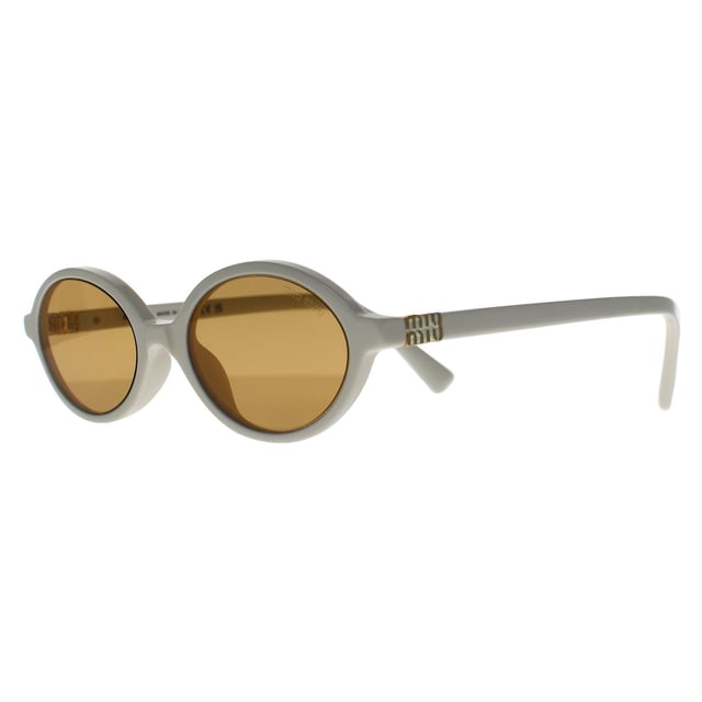 Die Miu Miu MU04ZS 14240D Sonnenbrille in WeiÃŸ-Orange mit silbernen Innenspiegeln prÃ¤sentiert eine raffinierte ovale Silhouette, die zeitgenÃ¶ssische Raffinesse mit minimalistischer PrÃ¤zision verbindet. Sie ist leicht und schmeichelhaft geschnitten und passt zu vielen Gesichtsformen.