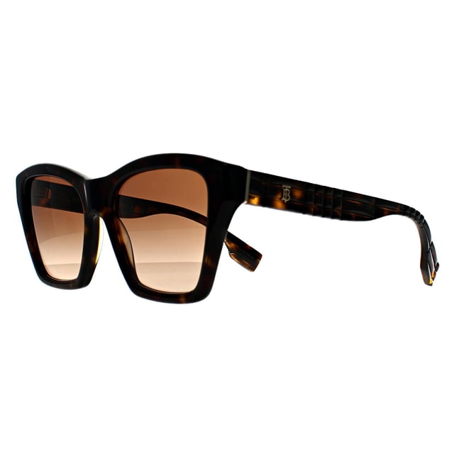 Las gafas de sol Burberry Cat Eye Womens Dark Tortoise Brown Gradient BE4391 Arden presentan una atrevida silueta de mariposa cuadrada elaborada en acetato de primera calidad que ofrece un look llamativo a la par que refinado. Equipadas con lentes que ofrecen protección UV total, equilibran la funcionalidad diaria con el atractivo atemporal de la alta costura.