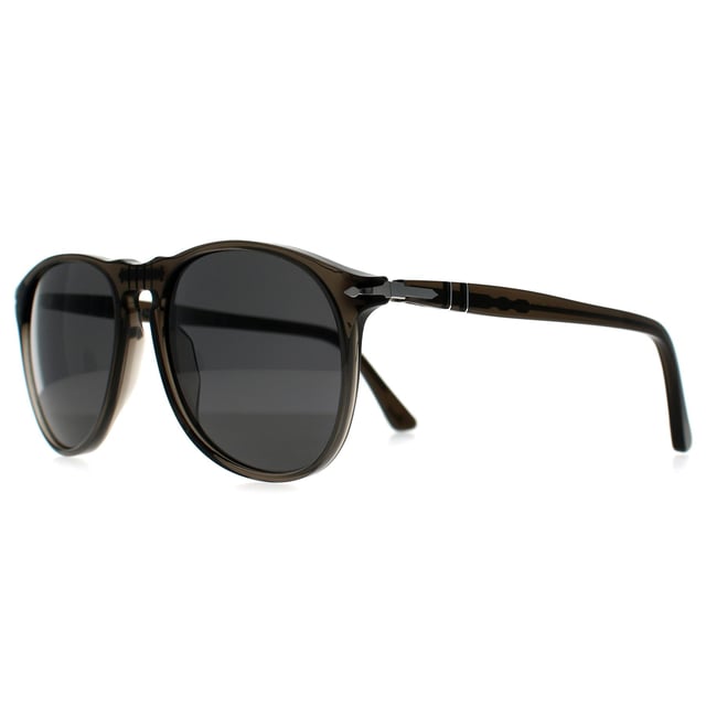 Persol Aviator Mens Smoke Black Polarized PO9649S  Sunglasses are a slimmer version of the massively popular 0649 model with the Victorflex flexible bridge with one of the very first keyhole shaped bridge designs copied here. This Terra Di Sienna model is from the vintage collection with vintage acetate and the techniques that made them revived for an authentic and extremely high quality finish.