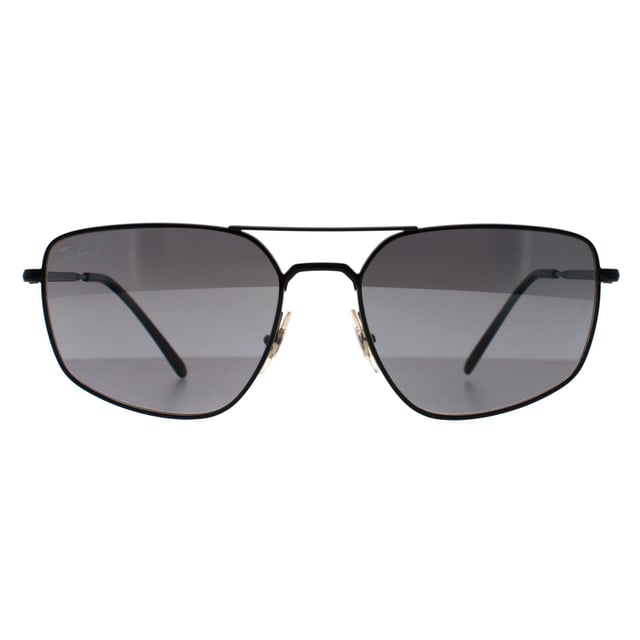 Ray-Ban Rectangle Unisex Negro Pulido Plata Polarizado RB3666 Las gafas de sol Ray-Ban Rectangle Unisex Pulidas Negro Plata Polarizadas RB3666 presentan una versión moderna de la clásica forma de aviador, con una elegante montura metálica de aro entero y un refinado puente doble. Ligeras y cómodas, incluyen plaquetas nasales ajustables y patillas finas para un ajuste seguro. Ofrecen una protección elegante y versatilidad para el día a día en un diseño minimalista y contemporáneo.