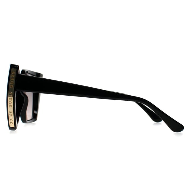 De Guess Cat Eye Womens Shiny Black Pink Brown GF6178 zonnebril heeft een vrouwelijke, modieuze vorm die verschillende gezichtstypes flatteert. Met subtiele merkopdrukken en een kwaliteitsconstructie leveren ze duurzame stijl en comfort.