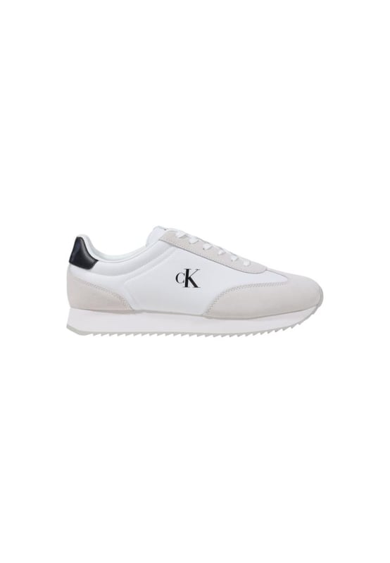 Marca: Calvin Klein Jeans.
  Genero: Hombre.
  Tipo: Zapatillas.
  Temporada: Otono/Invierno.
  Color: blanco.
  Cierre: cordones.
  Codigo del articulo: YM0YM01325.
  Composicion: 100% piel.