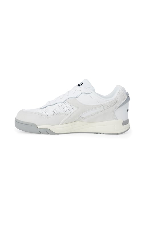 Zapatillas blancas con detalles deportivos y suela de goma.
  Disenado con cordones para un ajuste seguro.
  Tamano de 35 cm.
  Hecho de 100% piel sintetica.
  La suela de goma garantiza una durabilidad de primer nivel.
  Complemento perfecto para tu guardarropa de otono/invierno.