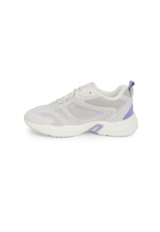 Yala Sneaker Casual Style Brand: Calvin Klein
Gender: Women
Type: Sneakers
Season: Fall/Winter
Color: Lilac
Sole: Rubber
Lining: Leather
Size (cm): 4.5
Details: Sporty
Article code: YW0YW00891
Composition: 100% leather
Material: Leather and mesh upper textile lining synthetic outsole