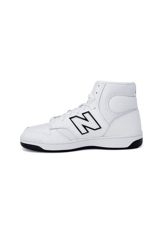 Sporty black leather sneakers
  Rubber sole for traction and support
  Lace fastening for adjustable fit
  Round toe design
  100% leather composition
  Leather lining for extra comfort
  Ideal for fall/winter season
Material: Leather upper rubber sole