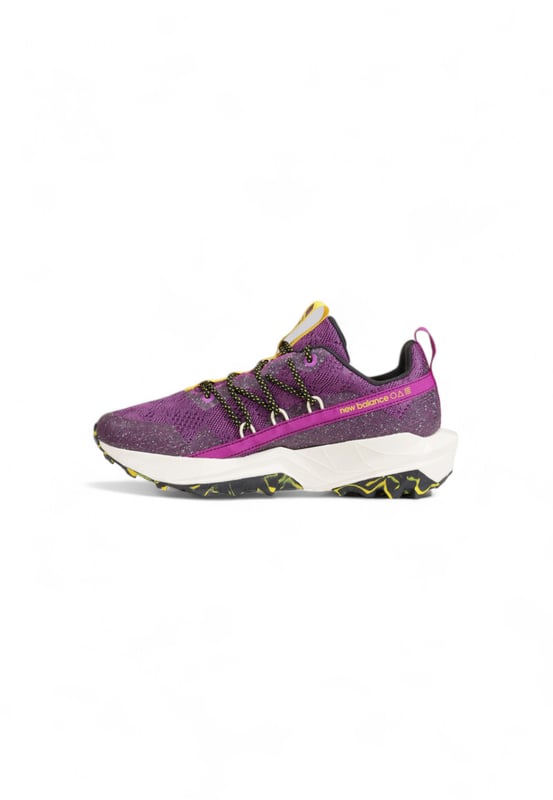 Purple womens sneakers
  Rubber sole
  Laces
  Textile lining
  Article code: WTTTR
  Composition: 100% fabric
Material: Mesh upper  Synthetic overlays  Rubber outsole