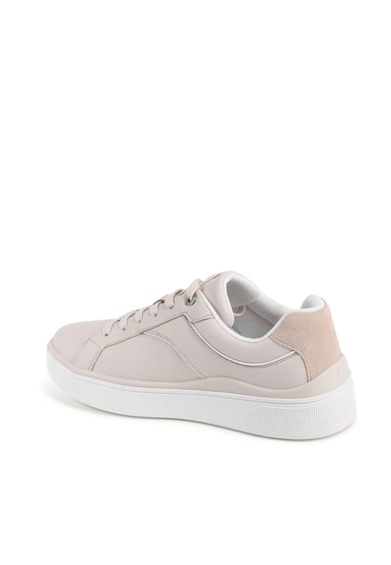 Marca: Tommy Hilfiger.
  Modelo: FW0FW07122TRY.
  Color: Rosa.
  Composicion: 100% Cuero.
  Fabricado en: Vietnam.
  Genero: Mujeres.