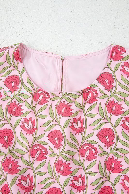 2
  piece outfit for ladies
  Cropped tank top with puffy hem design
  Matching elegantly flared mini skirt
  Chic floral print pattern
Material: 100% Polyester