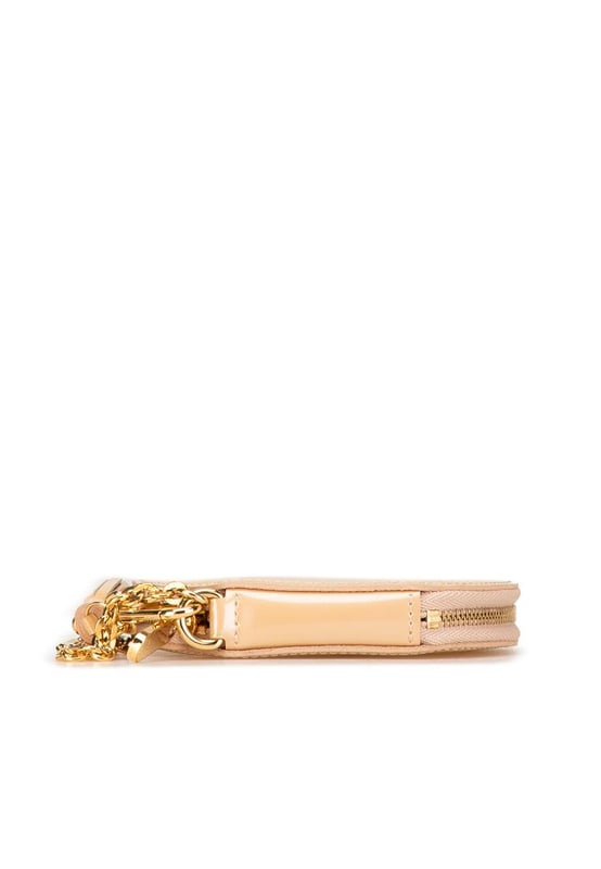 This coin pouch features a monogram vernis leather body a top zip closure and a gold-tone chain link strap with a leather tassel.Brand: Louis Vuitton VintageCondition: PrelovedType: Coin PouchRating: B+Main Material: LeatherDimensions (LxWxD): 10x11x1.5Dust Bag: YesComments: Exterior Bottom stained with Other. Embellishment Scratched. Interior Lining Scratched. Interior Lining stained with Other. Zipper Scratched.