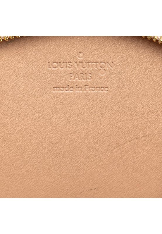 This coin pouch features a monogram vernis leather body a top zip closure and a gold-tone chain link strap with a leather tassel.Brand: Louis Vuitton VintageCondition: PrelovedType: Coin PouchRating: B+Main Material: LeatherDimensions (LxWxD): 10x11x1.5Dust Bag: YesComments: Exterior Bottom stained with Other. Embellishment Scratched. Interior Lining Scratched. Interior Lining stained with Other. Zipper Scratched.