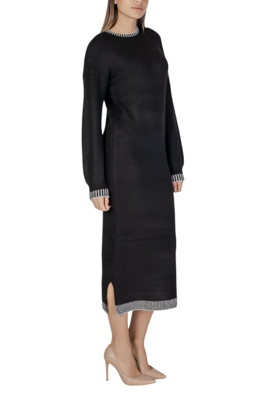 Brand: Vila Clothes
  Gender: Women
  Type: Dresses
  Season: Fall/Winter
  Color: black
  Sleeves: long
  Neckline: round neck
  Article code: 14103827
  Composition: 36% acrylic 8% wool 2% lycra 54% polyester
  Washing: machine wash at 30Â°
Material: Knitted fabric likely a blend of wool acrylic or other synthetic fibers.